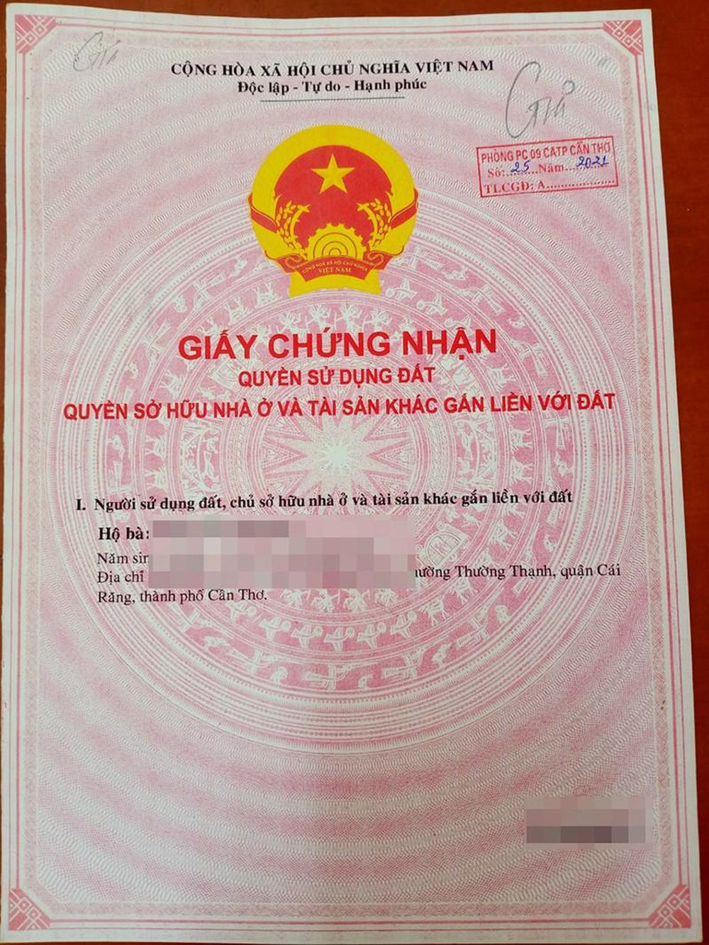 Công an cảnh báo chiêu lừa đảo nhà đất bằng việc tráo giấy hồng