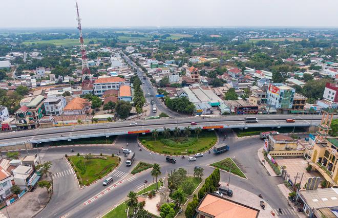 Giá đất Củ Chi tăng gấp đôi sau tin lên thành phố